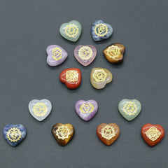 Natural Stone Heart Shape Ornament, 7 Chakra, Ametista, Olho de Tigre, Energia Gravada Símbolos, Adivinhação Reiki, Cura, 20x20mm, 7 pcs por pacote - TUDOPARATI